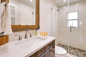 Updated Naples Retreat w/ Private Pool & Patio!