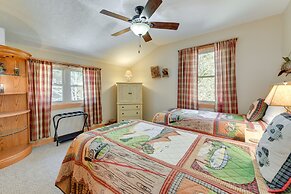 Rustic Cabin on Hemphill Creek w/ Fire Pit & Grill