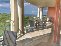 Stunning 2 Bedroom View Condo in Maho