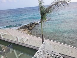 Seaview Resort  Boca Sami