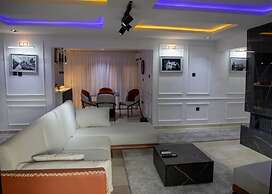 Casa De Los Reyes Luxury Apartments