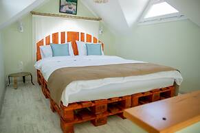 Gadura Kır Evleri Urla