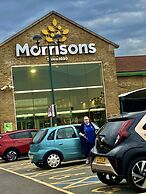 Impeccable 2-bed Apartment in London