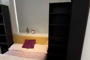 Charming Studio in Bond Street
