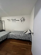 Urbana Hostel