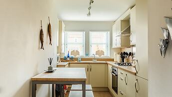 Wee Jules By The Sea