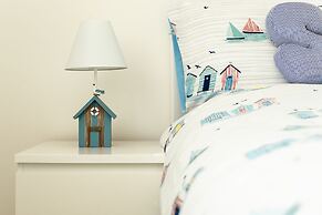 Wee Jules By The Sea