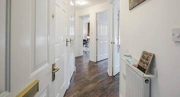 Captivating 2-bed Apartment in Grays