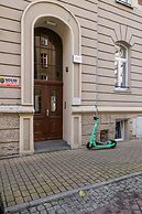 Comfy Apartment Opolska by Renters