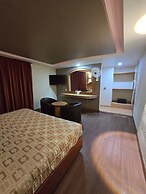 Hotel y Villas Gran Via