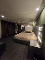 Hotel y Villas Gran Via