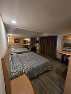 Hotel y Villas Gran Via