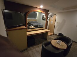 Hotel y Villas Gran Via