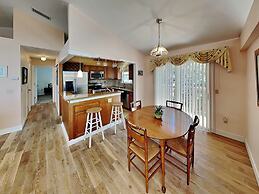 Seascape Beachhouse by Distinctive Beach Rentals