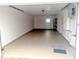 Spacious & Luxurious 5 bedrooms House