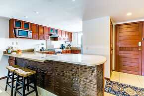 Green Bay Condos golf and garden views