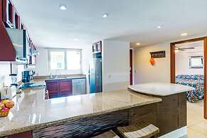 Green Bay Condos golf and garden views