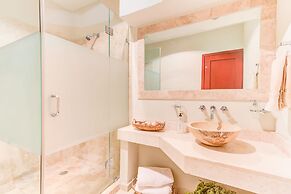 Green Bay Condos golf and garden views