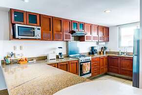 Green Bay Condos golf and garden views