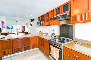 Green Bay Condos golf and garden views