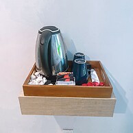 Manuver Surf and Stay Uluwatu Bali