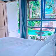 Manuver Surf and Stay Uluwatu Bali
