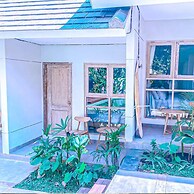 Manuver Surf and Stay Uluwatu Bali