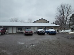 Grand Howell Inn