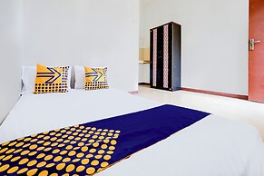 OYO Life 93290 Homestay Betro Syariah