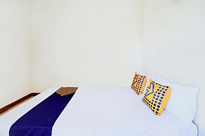 OYO Life 93290 Homestay Betro Syariah