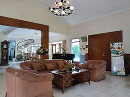 The Garden Family Guest House powered by Cocotel.