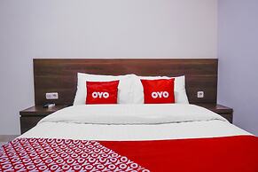 Super OYO 93287 Pioneer Pasar Baru