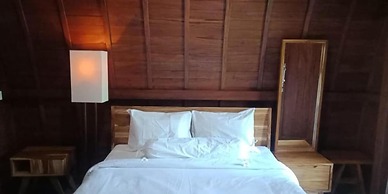 Kubu Selat Villa and Glamping