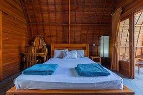 Kubu Selat Villa and Glamping
