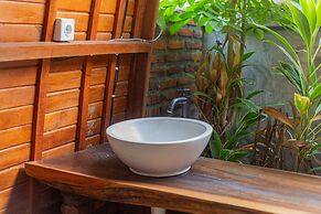 Kubu Selat Villa and Glamping