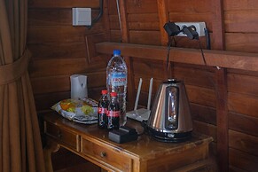 Kubu Selat Villa and Glamping