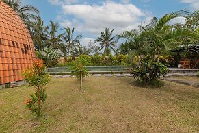 Kubu Selat Villa and Glamping