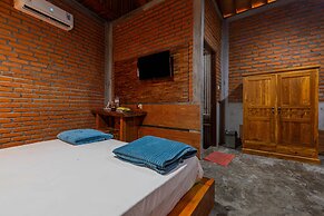 Kubu Selat Villa and Glamping