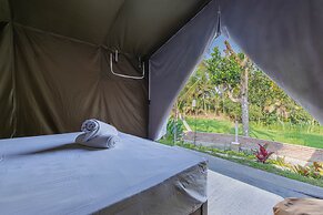 Kubu Selat Villa and Glamping