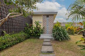 Kubu Selat Villa and Glamping