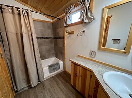 Blue Spruce Apartment