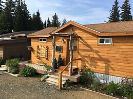 Blue Spruce Apartment