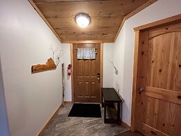 Blue Spruce Apartment