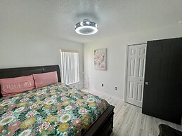 Grand Family Superior 4BD House Near Disney Parks