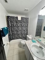 Grand Family Superior 4BD House Near Disney Parks