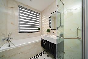 The Galaxy Home Apartment Doi Can