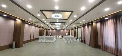 The Sky Imperial Hotel Kailash