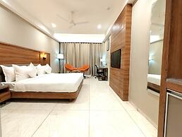 The Sky Imperial Hotel Kailash