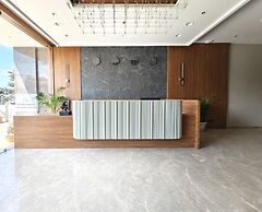 The Sky Imperial Hotel Kailash