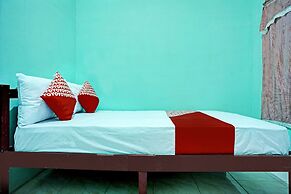 OYO 93298 Barito House